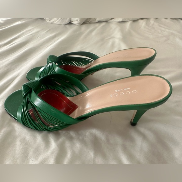 Authentic Gucci kitten heels - Picture 3 of 7
